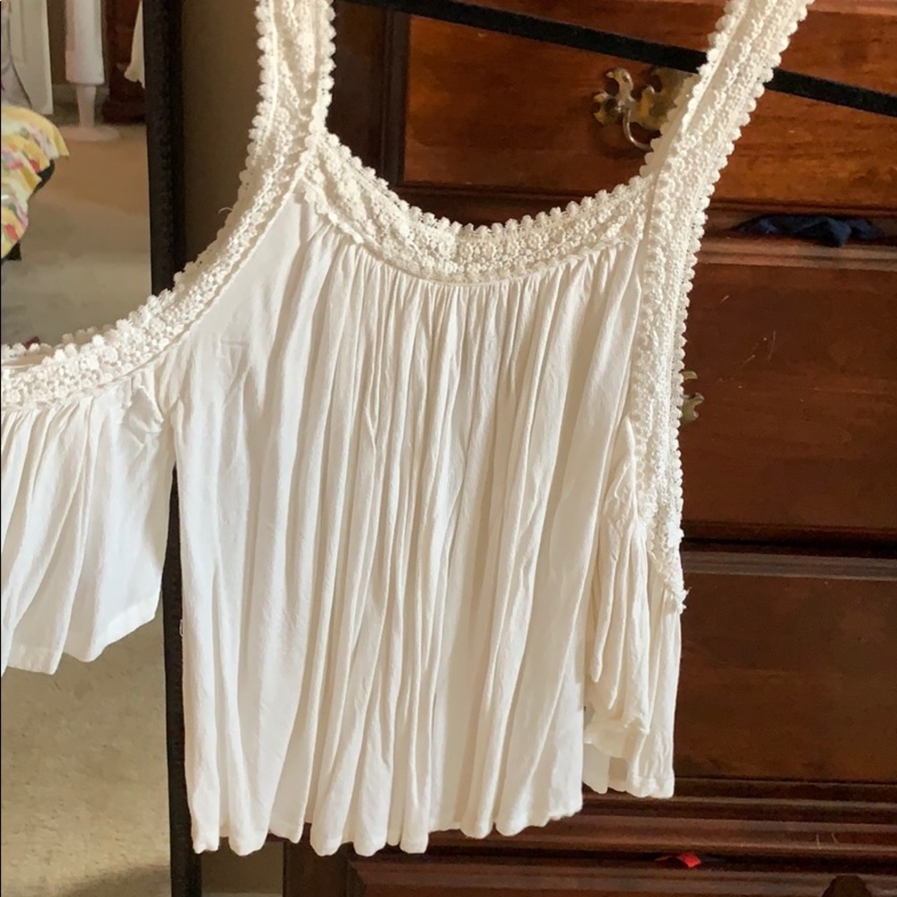 Off the shoulder